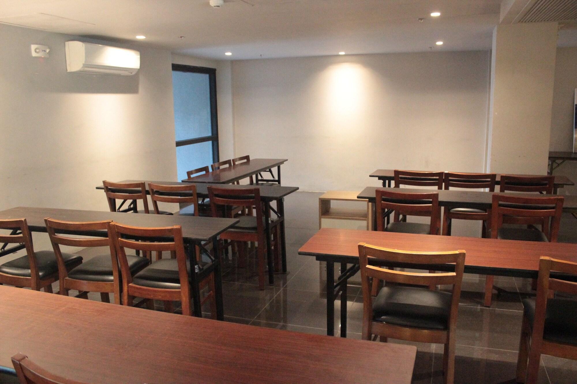 Privato Quezon City Exterior foto